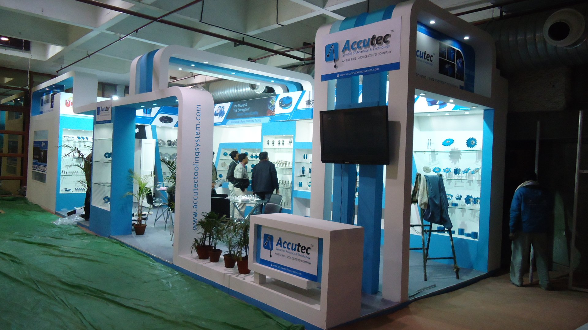 Booth fabrication service