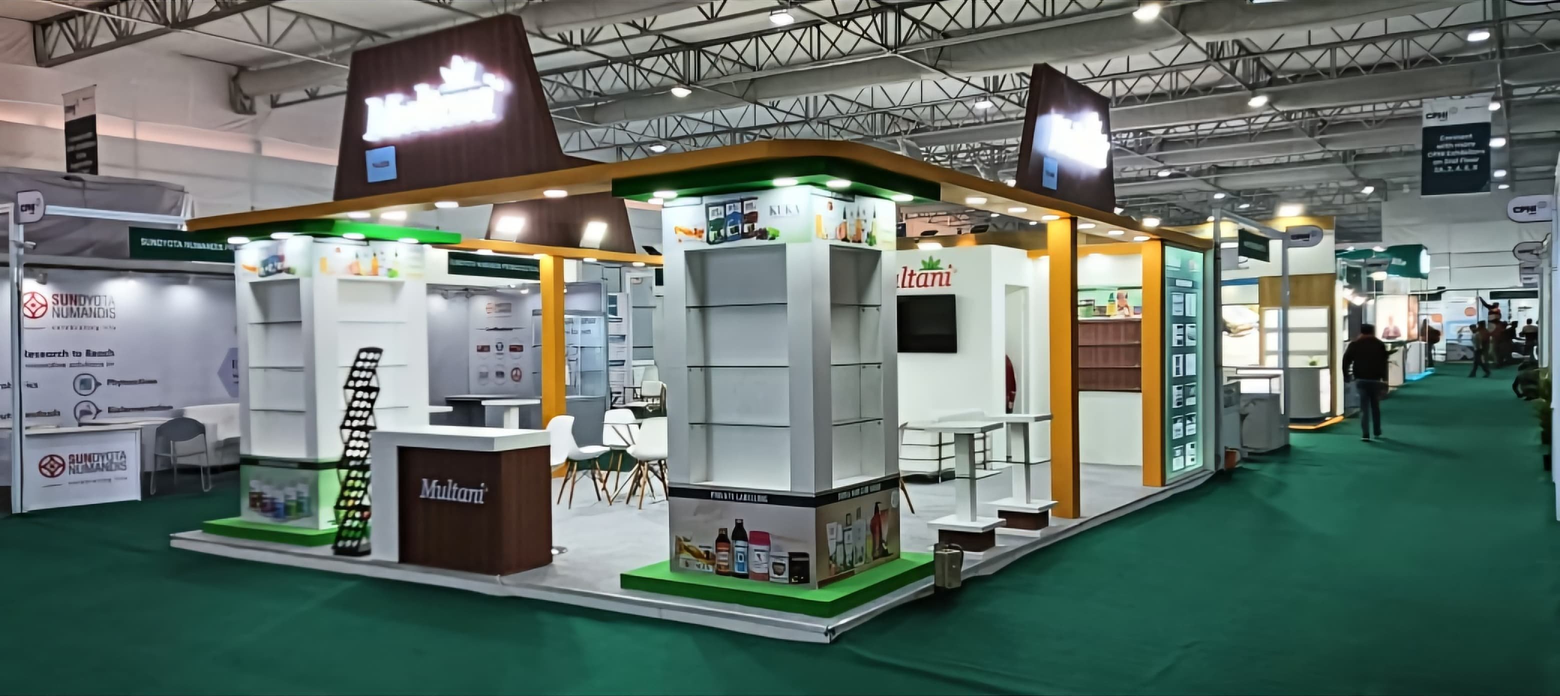 Food and beverage exhibition stall